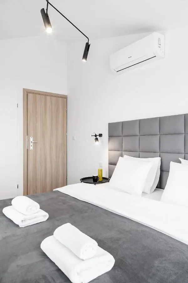 Househost Apartament: Ul. Miodowa 42/42B Krakow 0*,  Poland