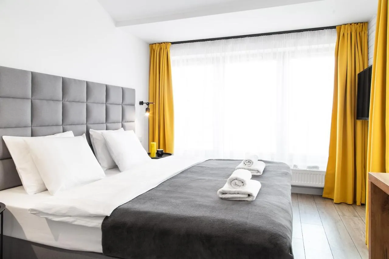 Househost Apartament: Ul. Miodowa 42/42B Krakow