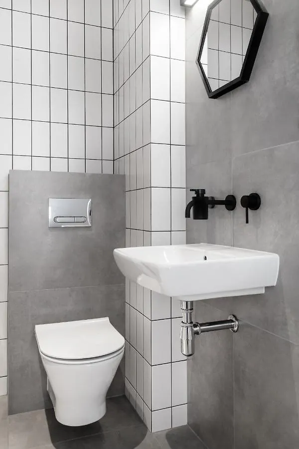 Househost Apartament: Ul. Miodowa 42/42B Krakow Apartment